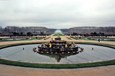 Versailles44
